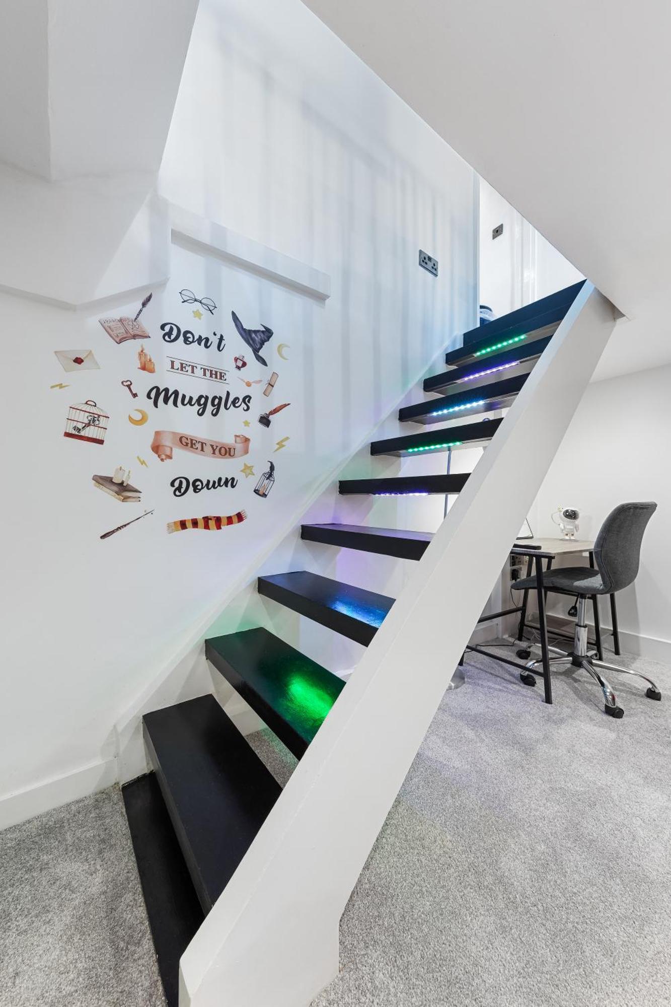 The Hogwarts Retreat - Cinema Room - Special May Offer - 25Th - 31St Watford  Exterior foto